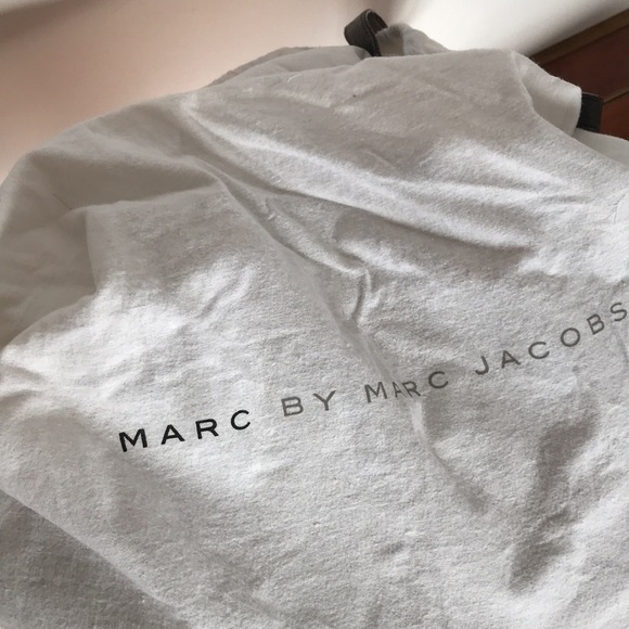 Marc By Marc Jacobs | Classic Q Satchel - Picture 9 of 10